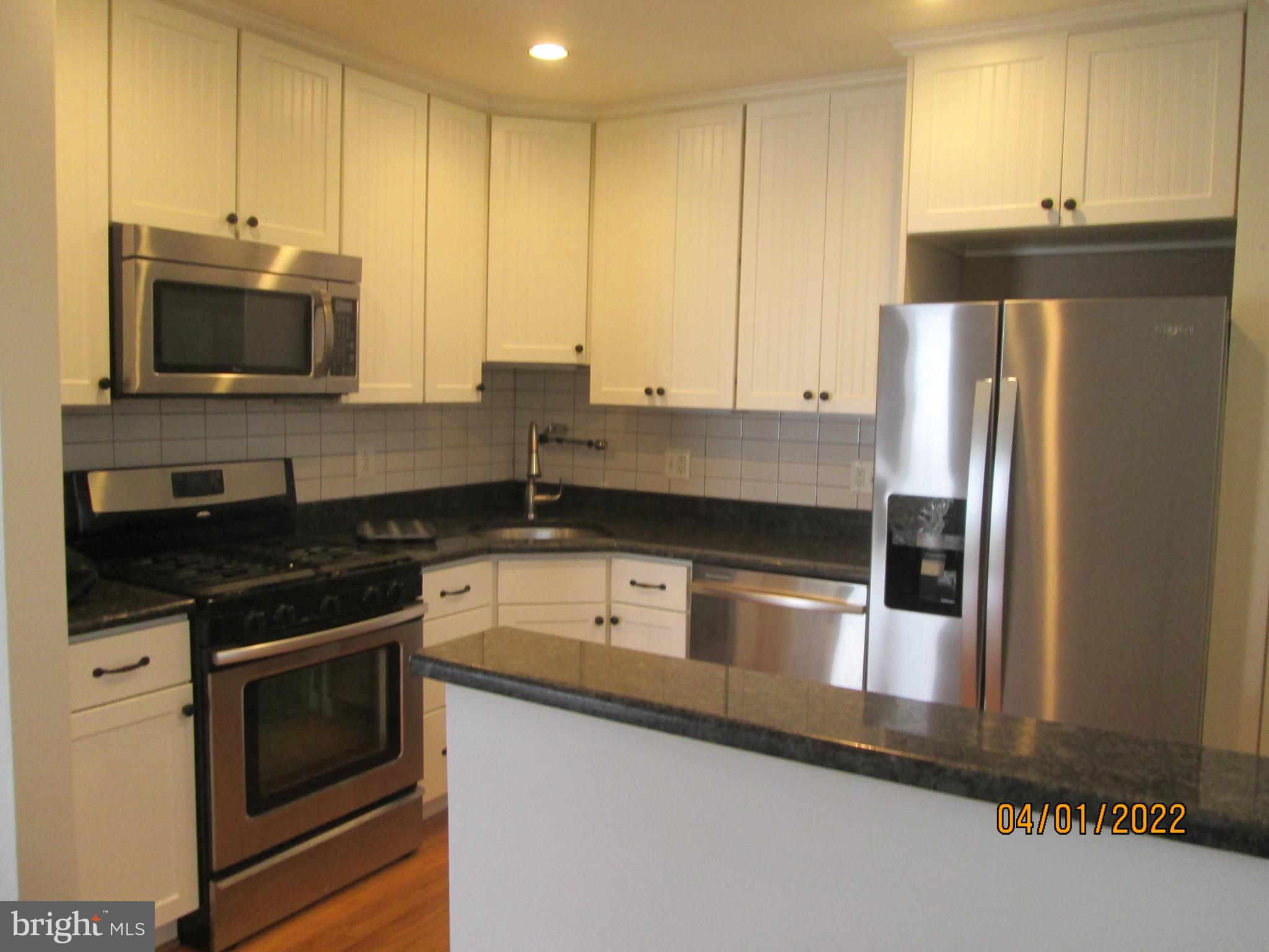 6907 Ruskin Street Springfield, VA 22150 - Photo 9 of 31