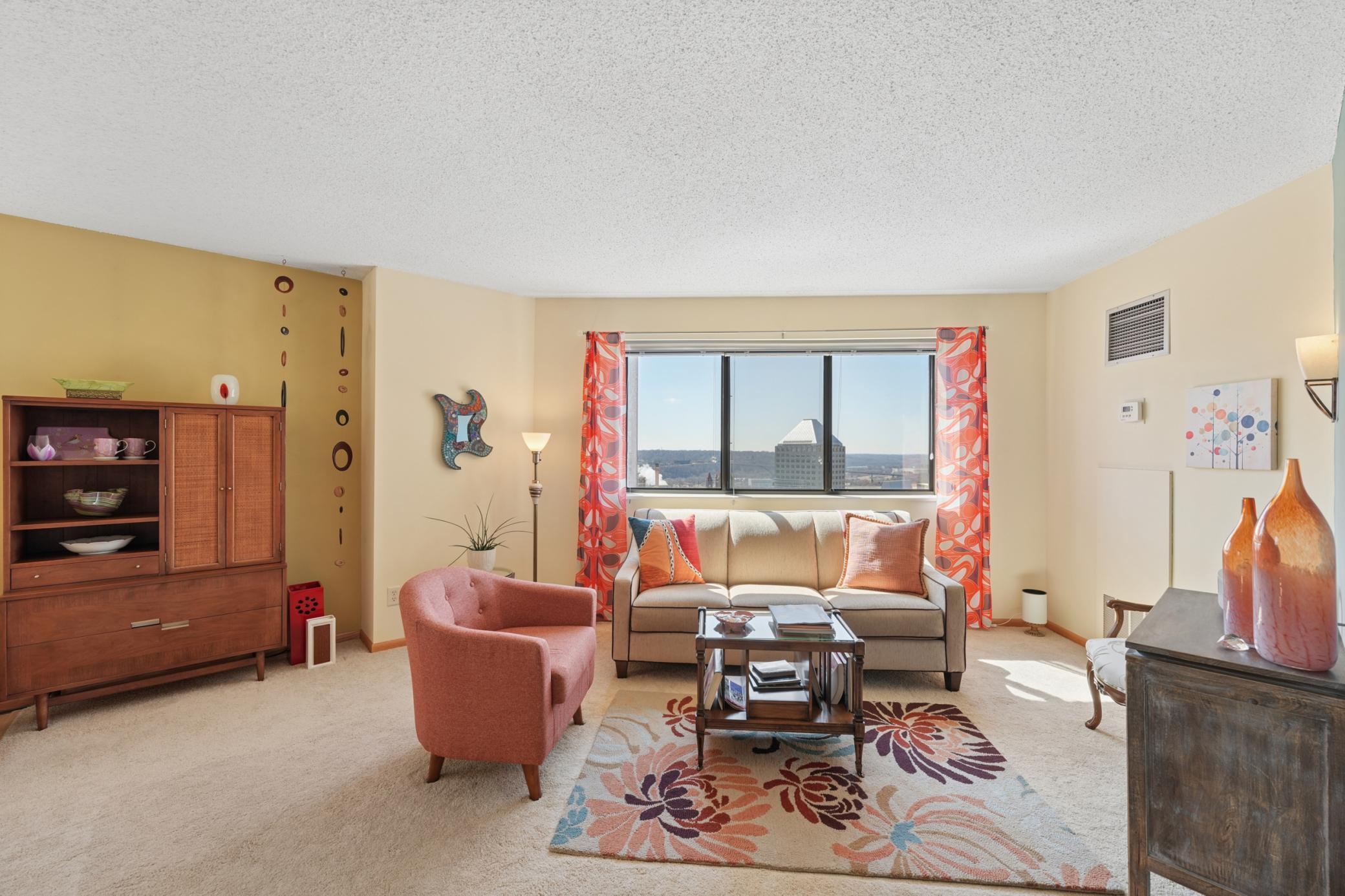 78 10th Street East, Unit 2702 St. Paul, MN 55101 - Photo 5 of 45