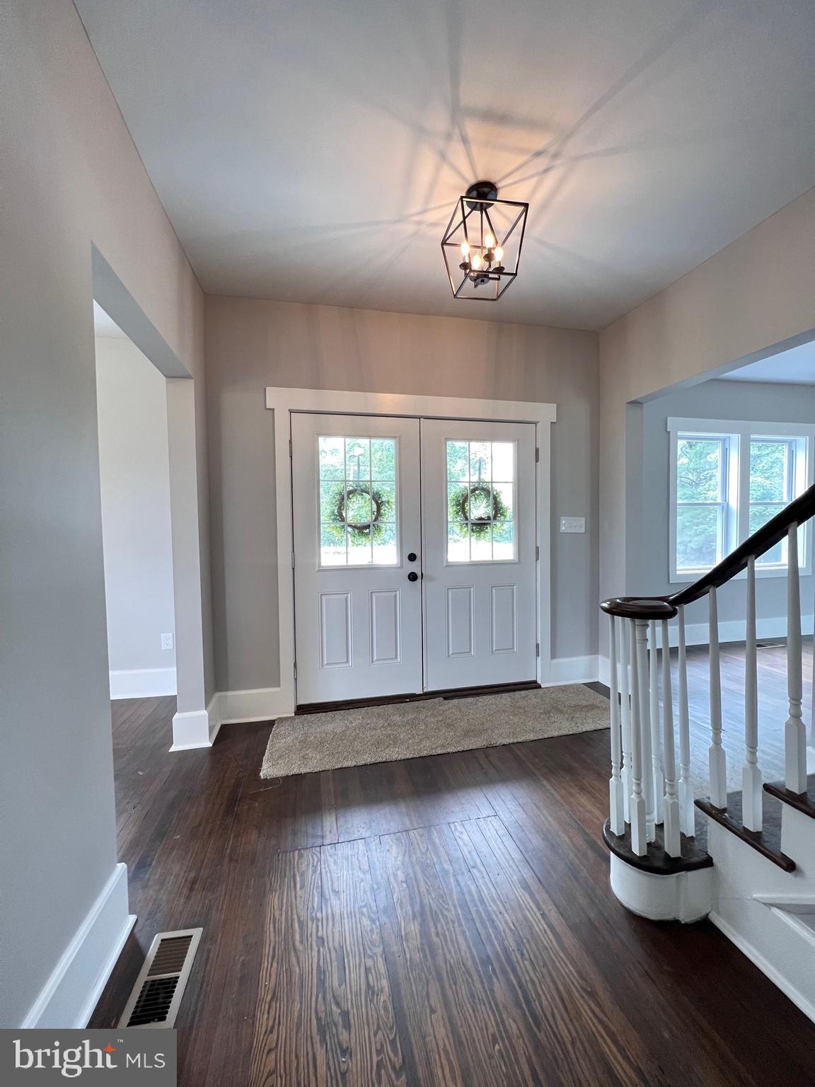 223 Oak Road Hammonton, NJ 08037 - Photo 2 of 18 Gallery Image 2