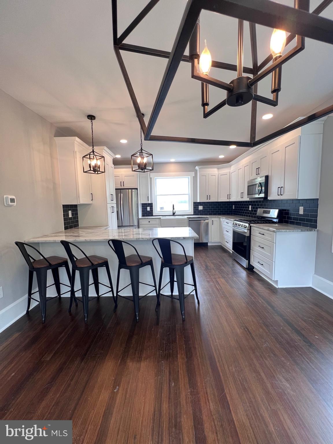 223 Oak Road Hammonton, NJ 08037 - Photo 4 of 18 Gallery Image 4
