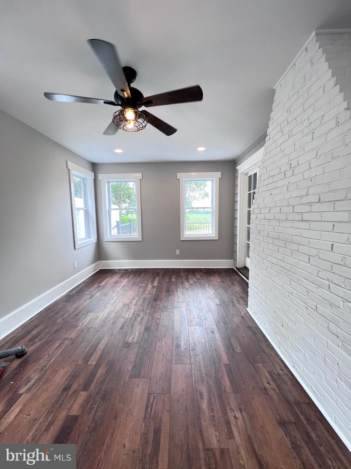 223 Oak Road Hammonton, NJ 08037 - Photo 8 of 18 Gallery Image 8
