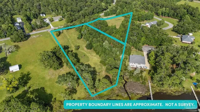 a view of an outdoor space