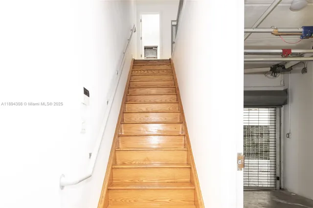 $4,350 | 212 Washington Avenue, Unit 9, Miami Beach, FL 33139