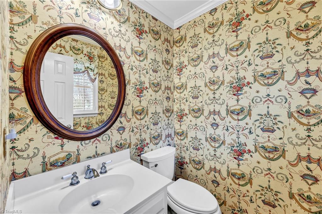 1616 Ternberry Road High Point, NC 27262 - Photo 13 of 28 Gallery Image 13