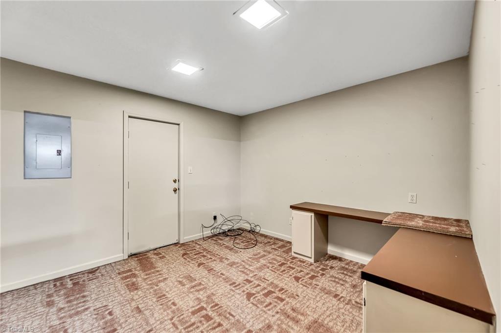 1616 Ternberry Road High Point, NC 27262 - Photo 23 of 28 Gallery Image 23