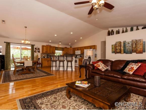 41 Melton Road Candler, NC 28715 - Photo 5 of 20 Gallery Image 5