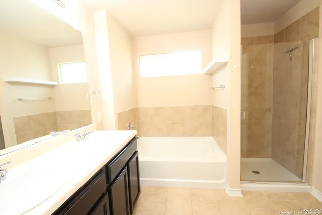 $1,800 | 15243 Field Sparrow, San Antonio, TX 78253