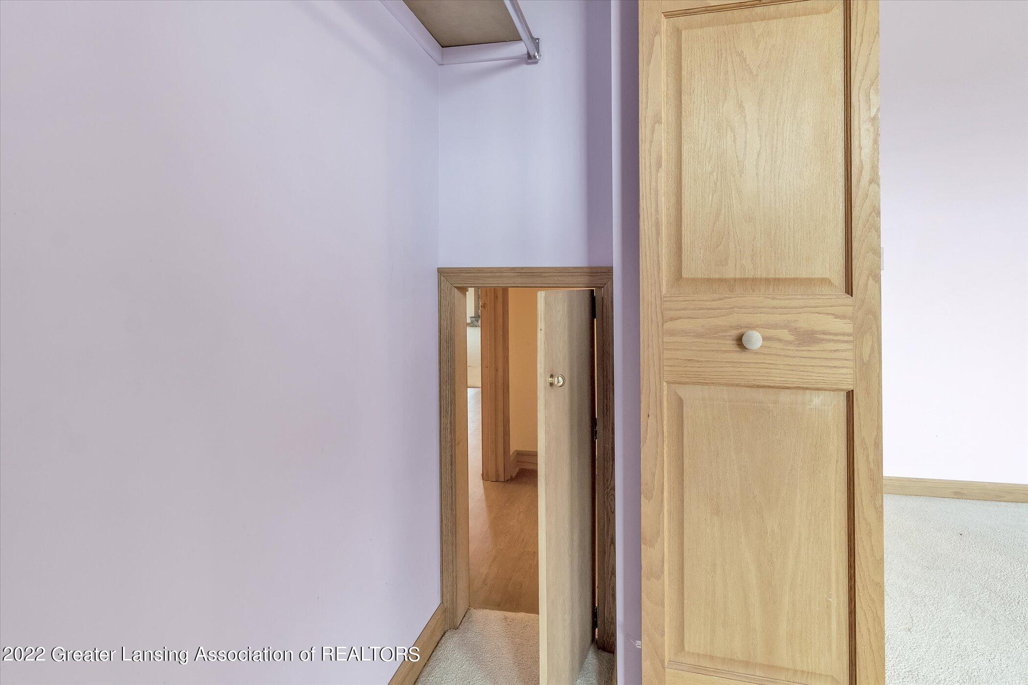 2895 South Meridian Road Ovid, MI 48866 - Photo 31 of 76 30-2895-S-Meridian-Rd-WindowStill-Real-E