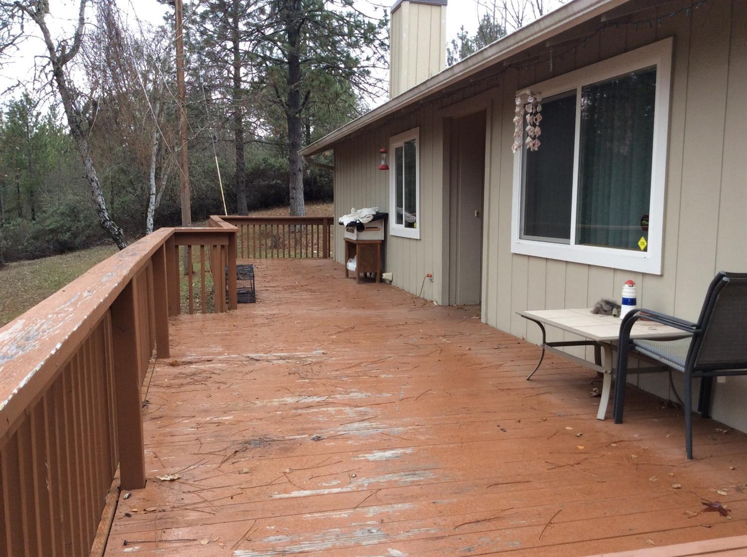 511 Robertson Bridge Road Grants Pass, OR 97526 - Photo 2 of 17 Additional Photo