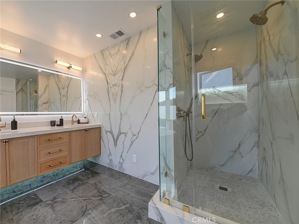 46 Empty Saddle Road Rolling Hills Estates, CA 90274 - Photo 24 of 75