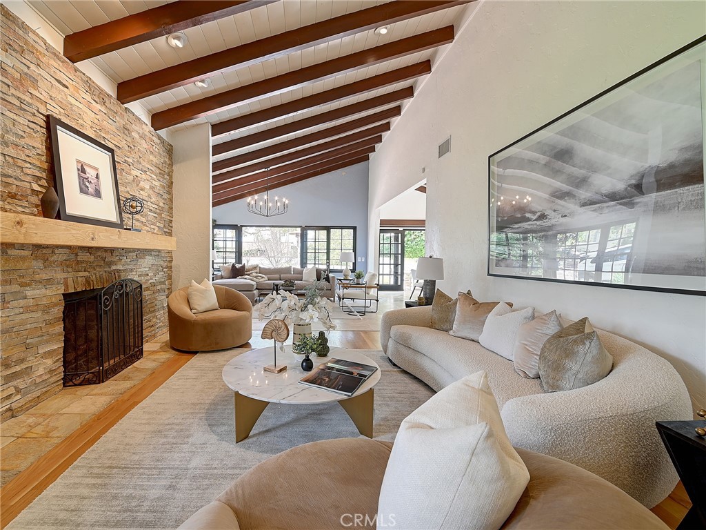 46 Empty Saddle Road Rolling Hills Estates, CA 90274 - Photo 4 of 75