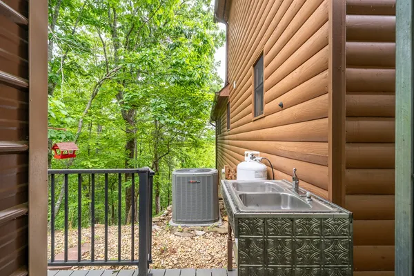 $495,000 | 818 Five Forks Drive, Murphy, NC 28906