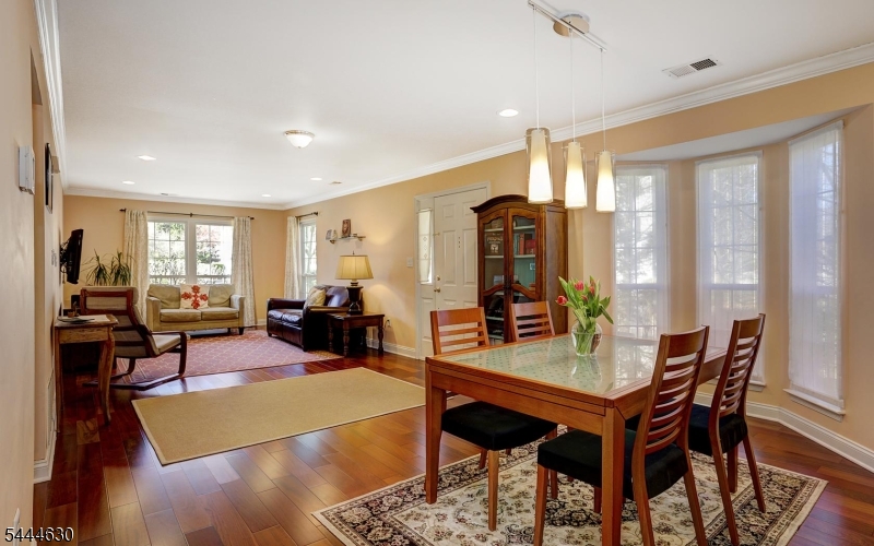 18 Knox Court Bernards, NJ 07920 - Photo 9 of 18