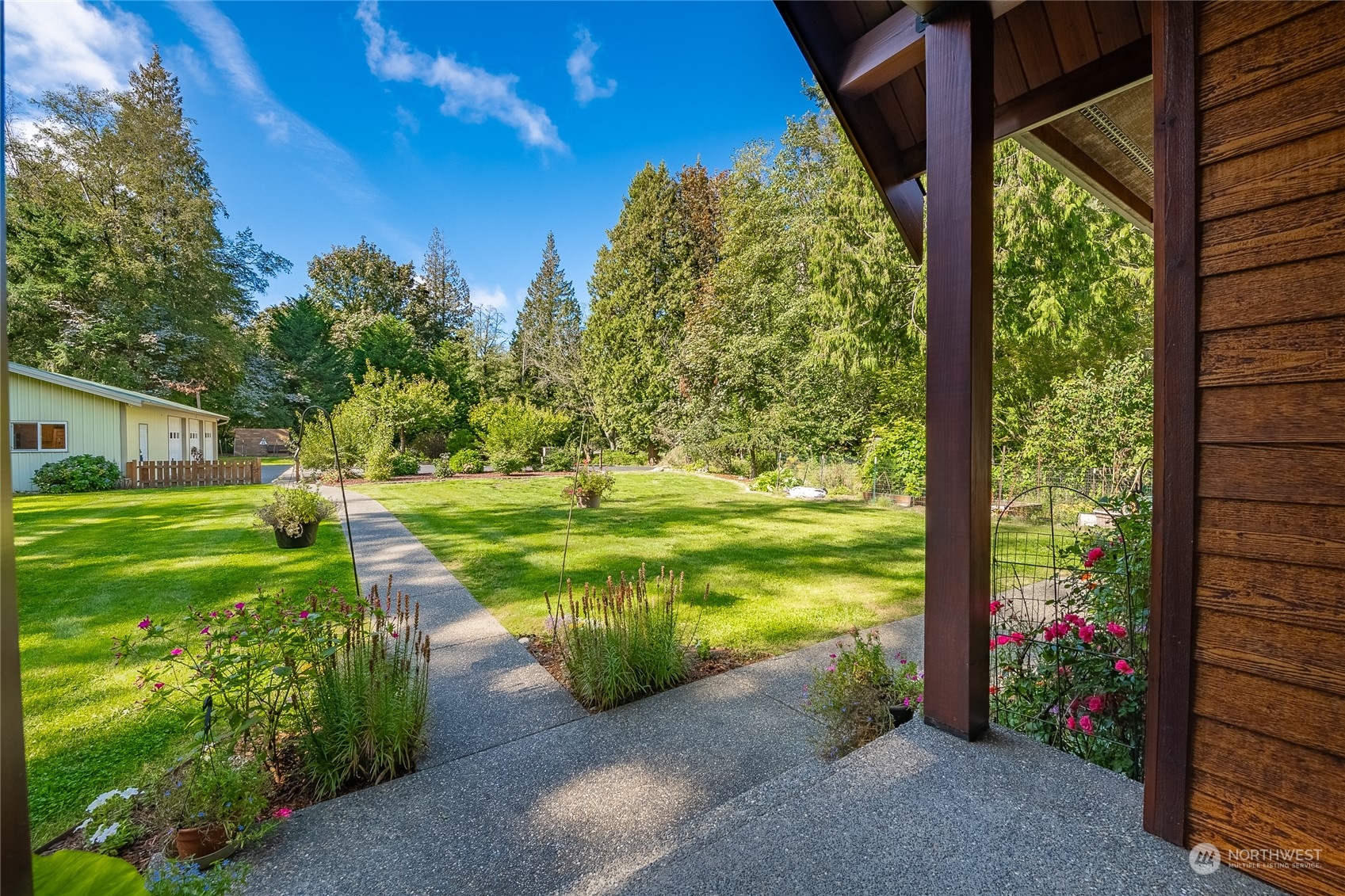 3663 H Street Road Blaine, WA 98230 - Photo 12 of 40