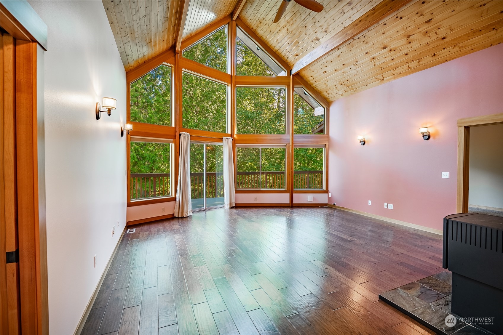 3663 H Street Road Blaine, WA 98230 - Photo 15 of 40