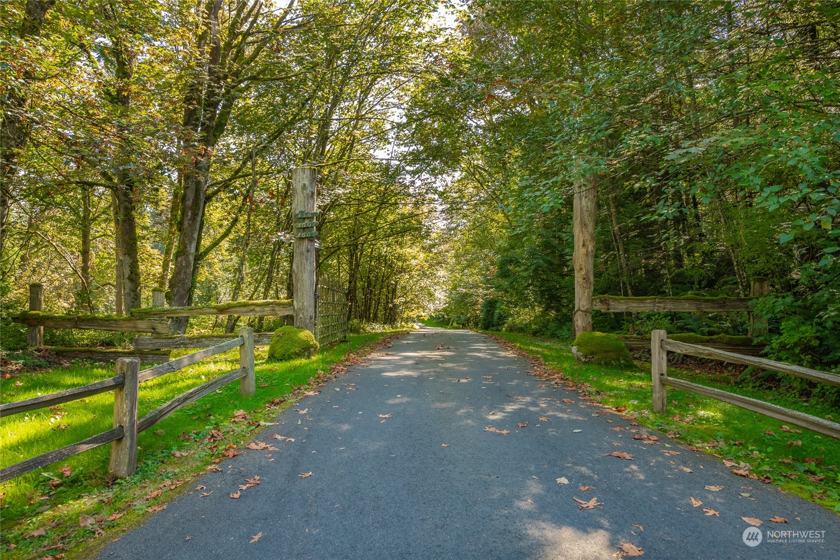 3663 H Street Road Blaine, WA 98230 - Photo 2 of 40