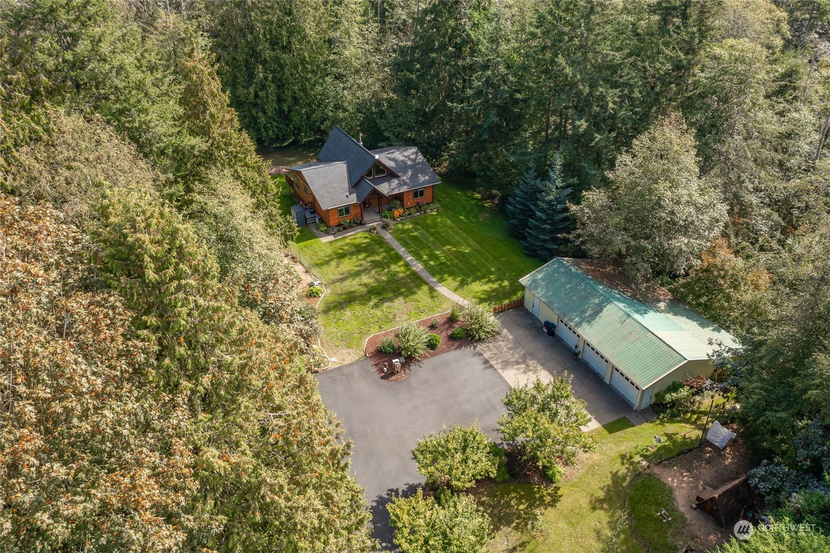 3663 H Street Road Blaine, WA 98230 - Photo 4 of 40