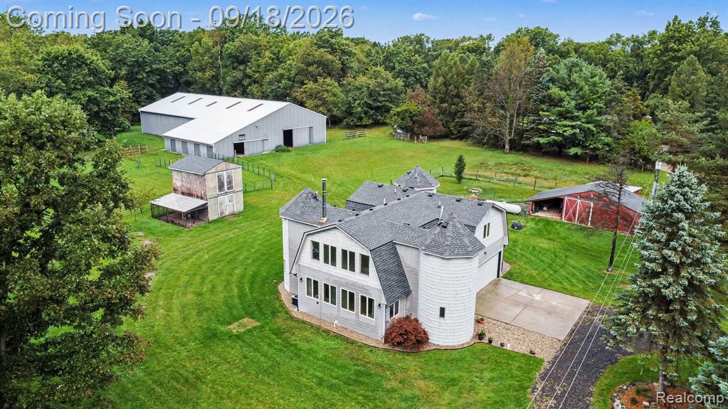 2651 Fenton Road Hartland, MI 48353 - Photo 1 of 35 Gallery Image 1
