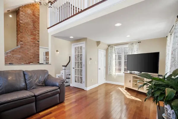 $969,900 | 4 Winter Island Road, Salem, MA 01970