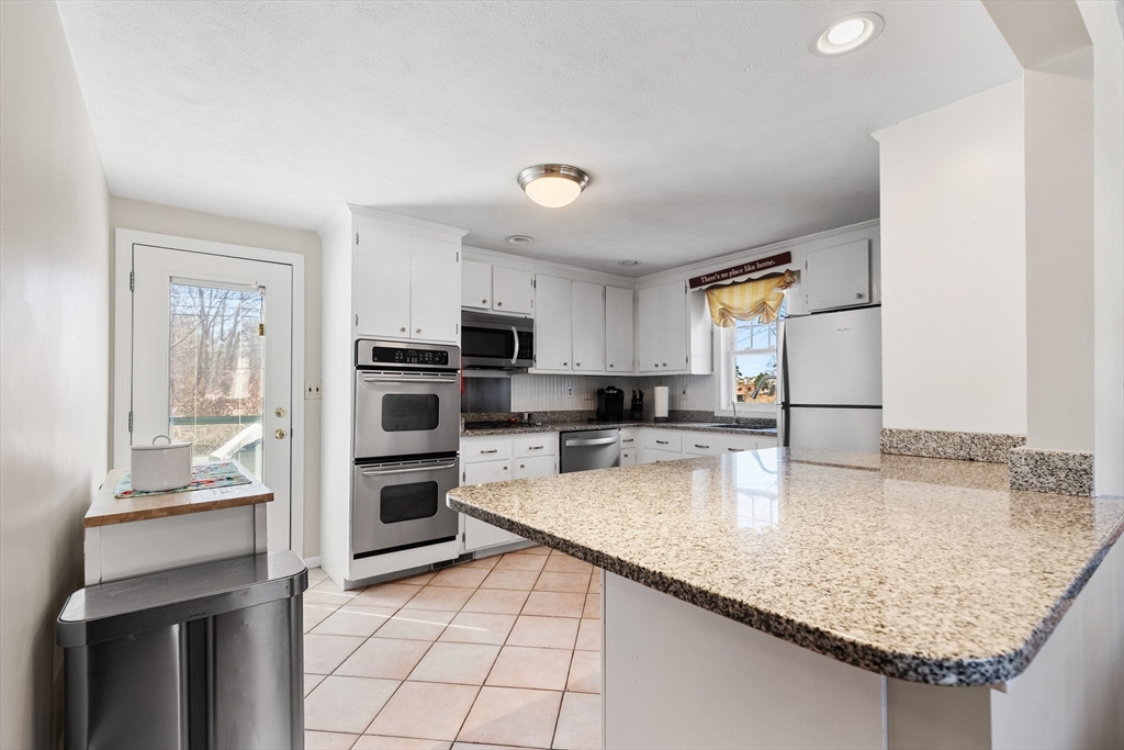 4 Winter Island Road Salem, MA 01970 - Photo 18 of 42