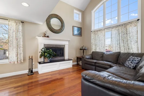 $969,900 | 4 Winter Island Road, Salem, MA 01970