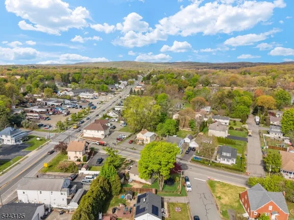 $399,999 | 6 North Dell Avenue, Kenvil, NJ 07847