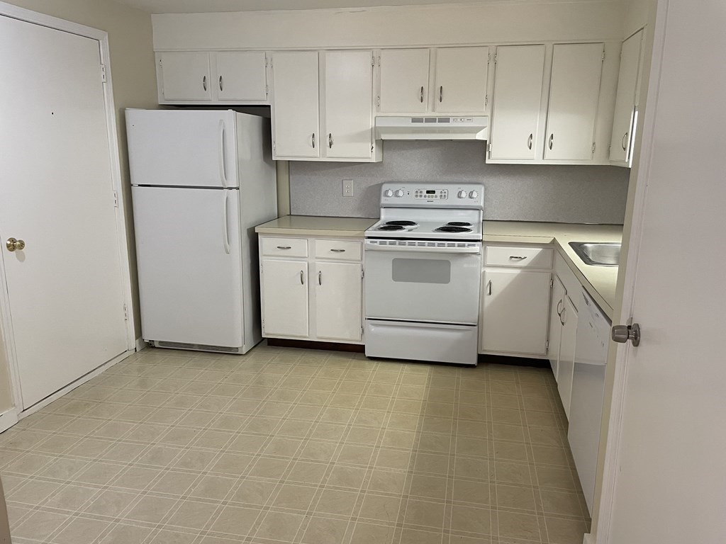 300 Codman Hill Road, Unit 1C Boxborough, MA 01719 - Photo 9 of 16 Gallery Image 9