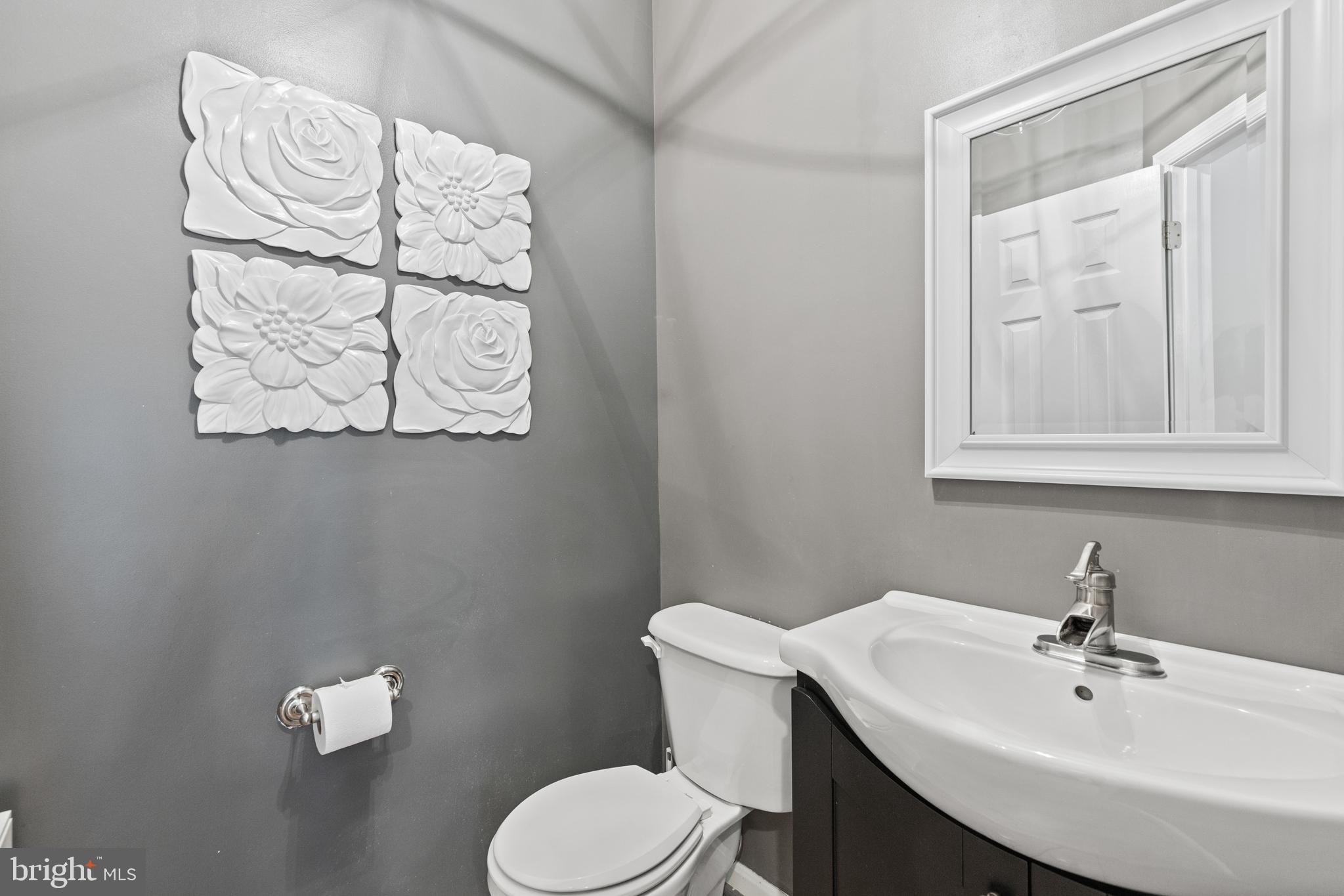 18128 Coachmans Road Germantown, MD 20874 - Photo 8 of 38 Gallery Image 8