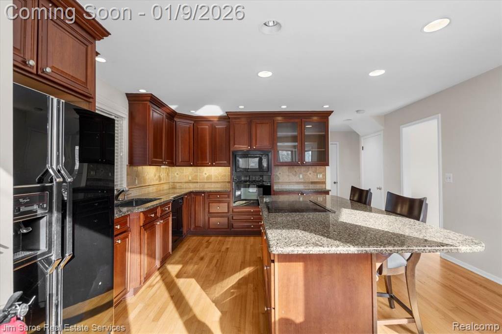 81 Moross Road Grosse Pointe Farms, MI 48236 - Photo 7 of 26