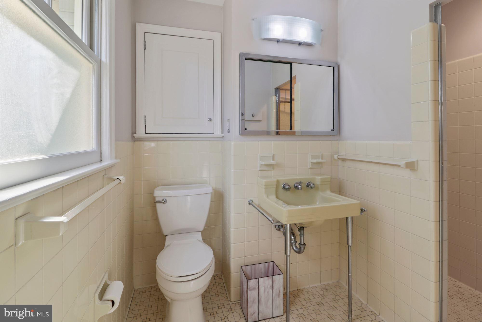 7201 Lenhart Drive Chevy Chase, MD 20815 - Photo 18 of 47 Full bath with shower for Bedroom #2