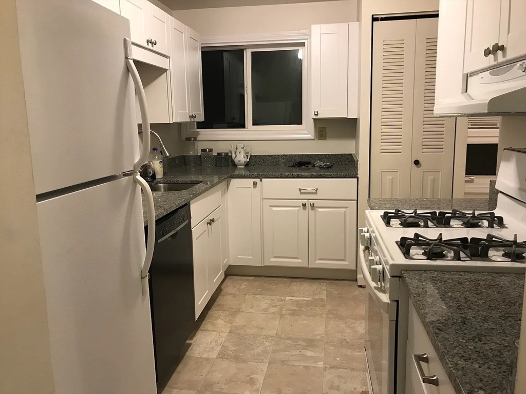 91 Spring Street, Unit U21 Watertown, MA 02472 - Photo 2 of 7