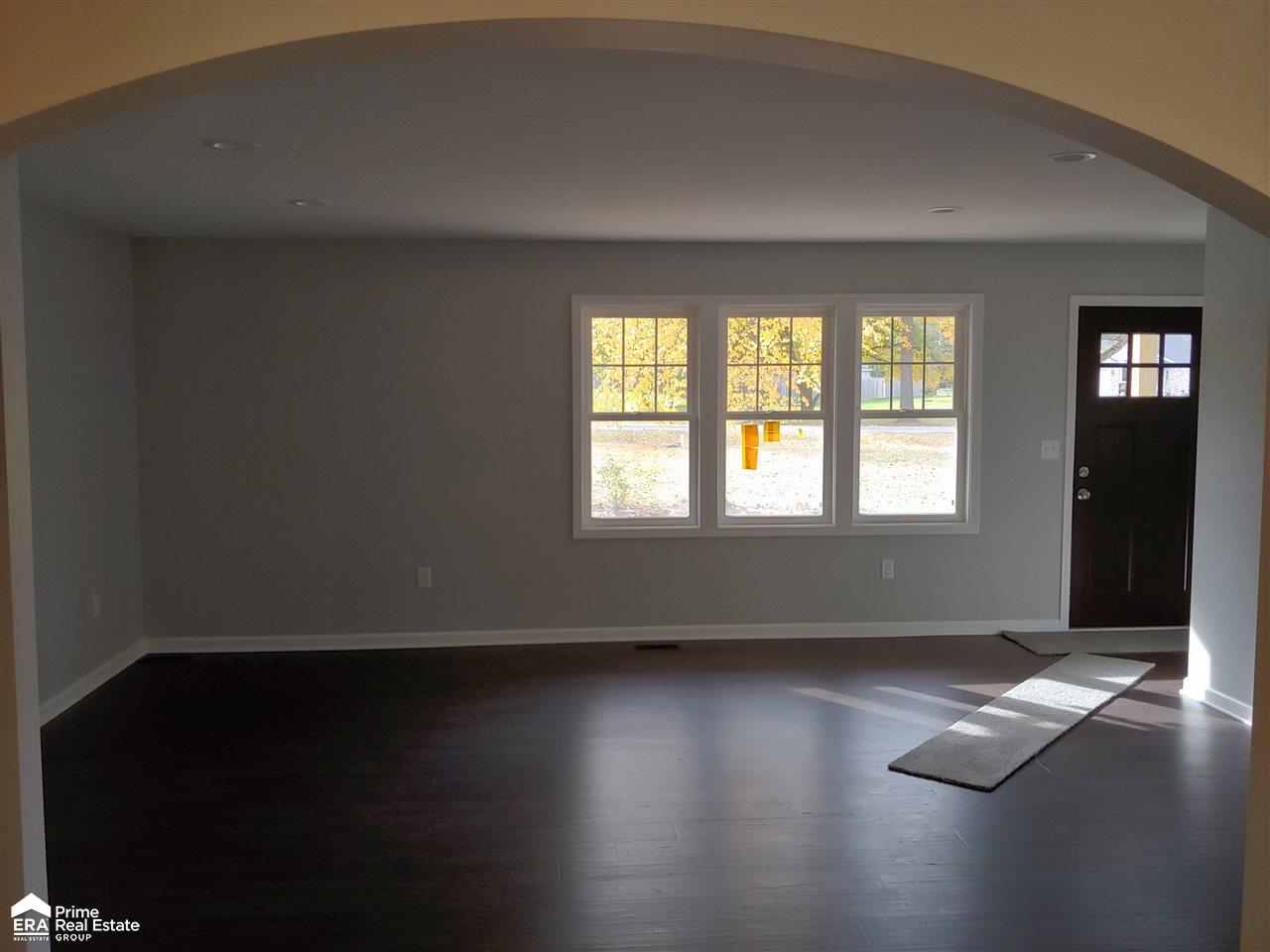 1460 West Lake Road Clio, MI 48420 - Photo 6 of 31 50027436-5.JPG