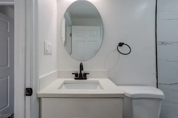 $3,100 | 599 Carolina Avenue, Fort Myers, FL 33905