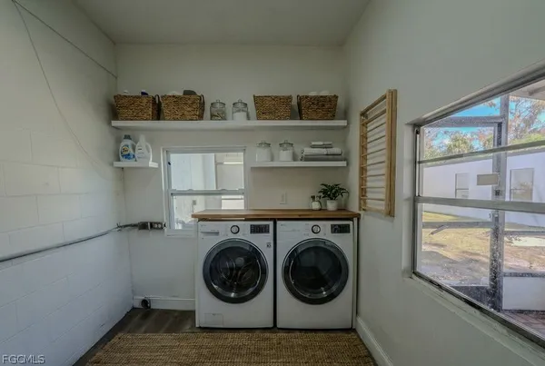 $3,100 | 599 Carolina Avenue, Fort Myers, FL 33905