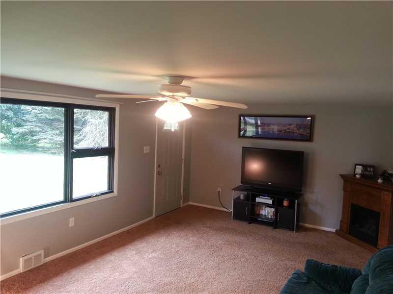 446 Concord Circle Road Beaver Falls, PA 15010 - Photo 6 of 18 Living Room.