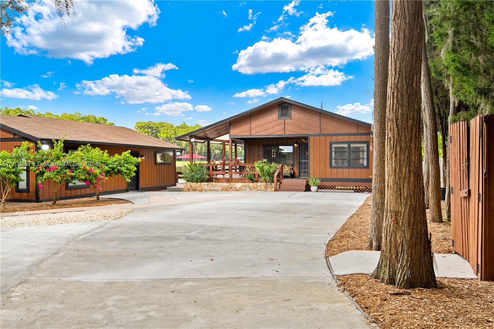 17501 Brown Road Odessa, FL 33556 - Photo 6 of 100