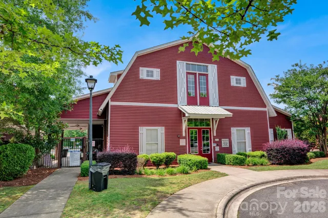 $500,000 | 3351 Streamside Drive, Davidson, NC 28036