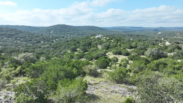 $825,000 | 7997 Sd 52100, Rocksprings, TX 78880
