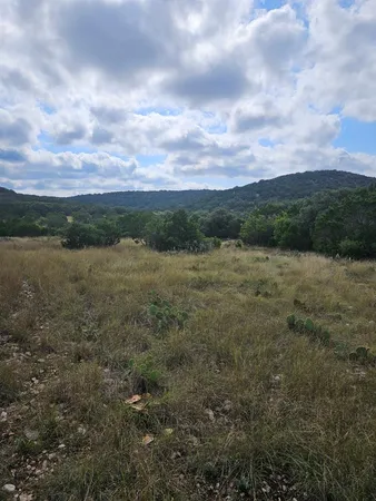 $825,000 | 7997 Sd 52100, Rocksprings, TX 78880