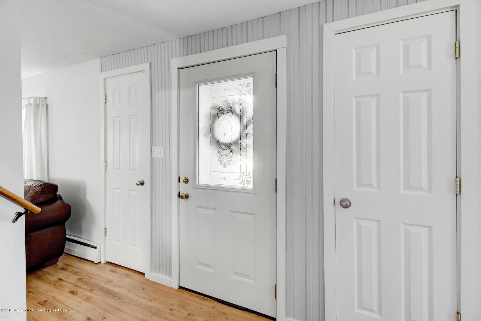 739 Rte 524 Allentown, NJ 08501 - Photo 3 of 35 05_04Foyer_mls