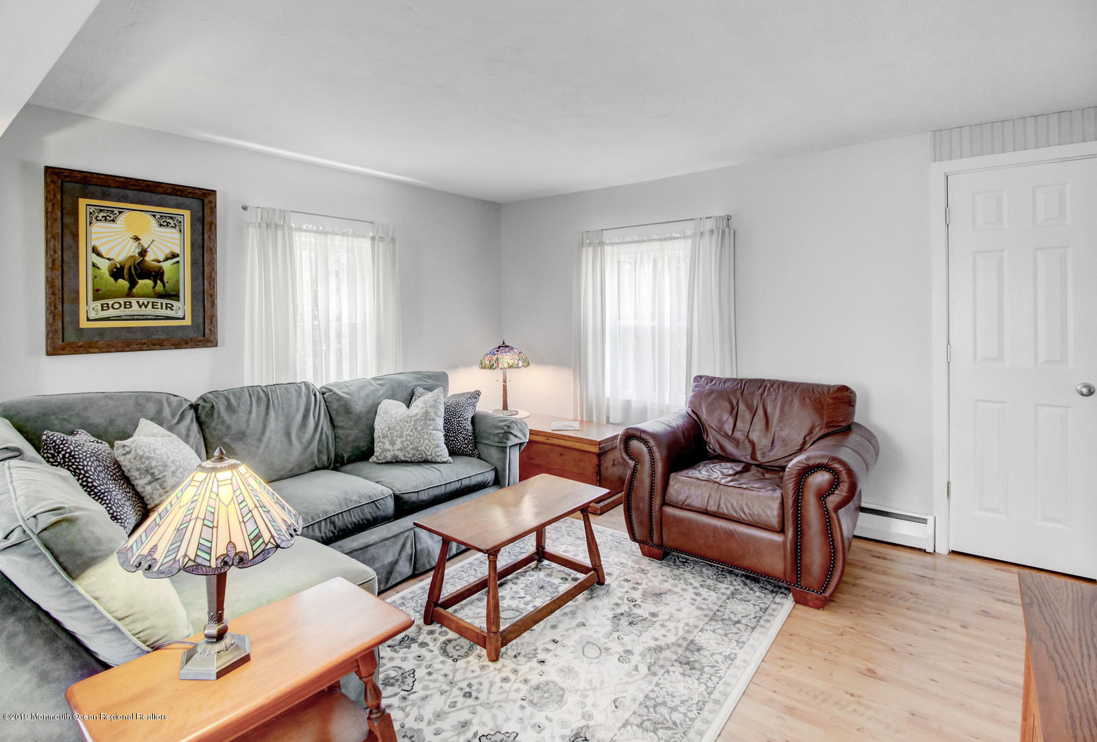 739 Rte 524 Allentown, NJ 08501 - Photo 6 of 35 08_07Living_mls