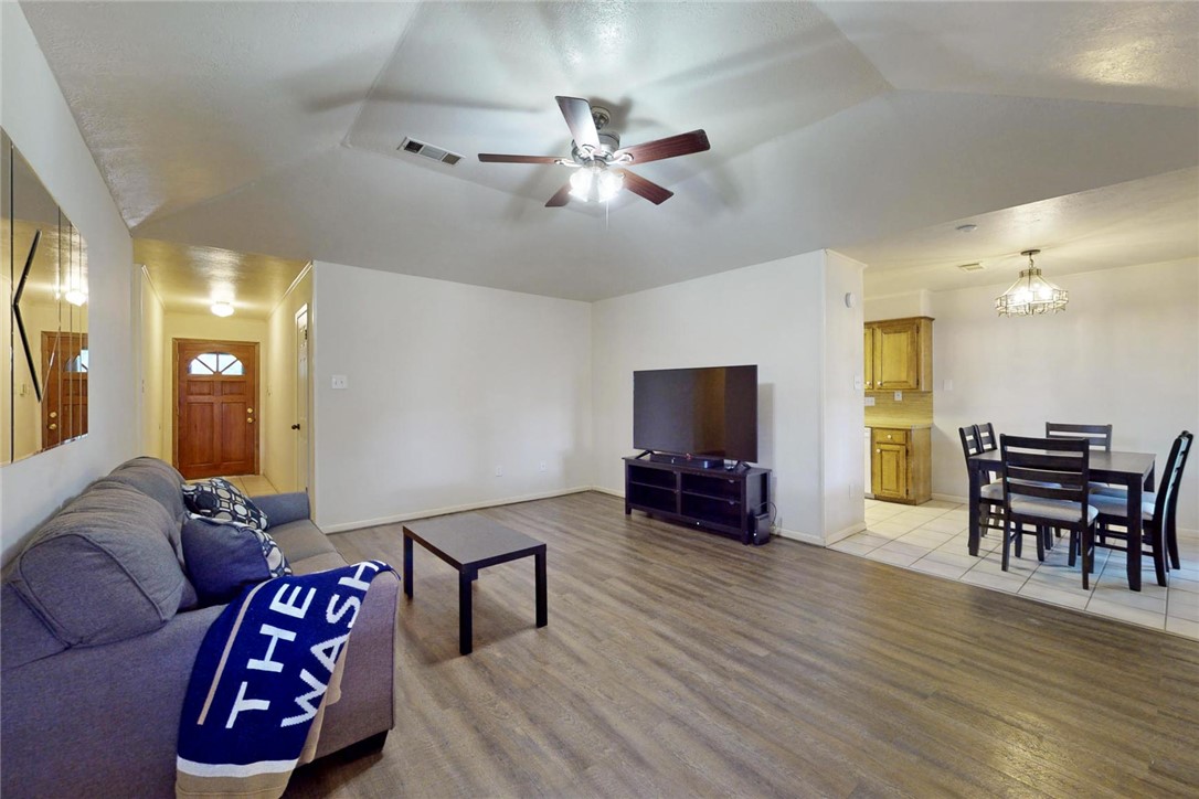 800 Azalea Court College Station, TX 77840 - Photo 4 of 23