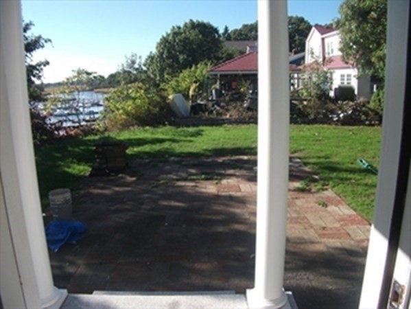 31 Riverbank Road Quincy, MA 02169 - Photo 3 of 14
