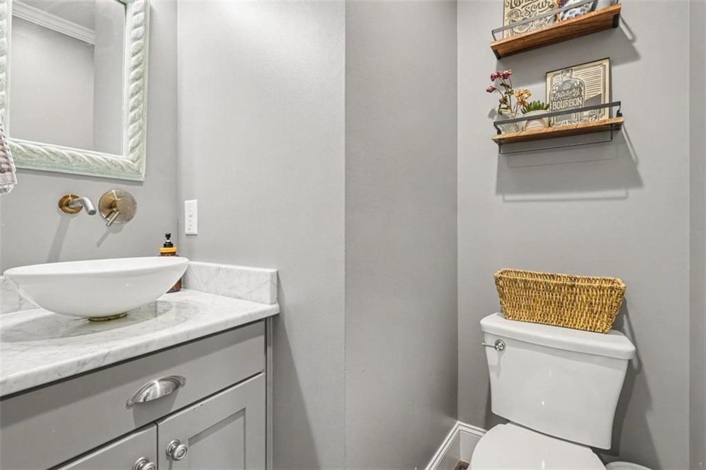 2153 Whitestone Court Southeast Smyrna, GA 30080 - Photo 16 of 38