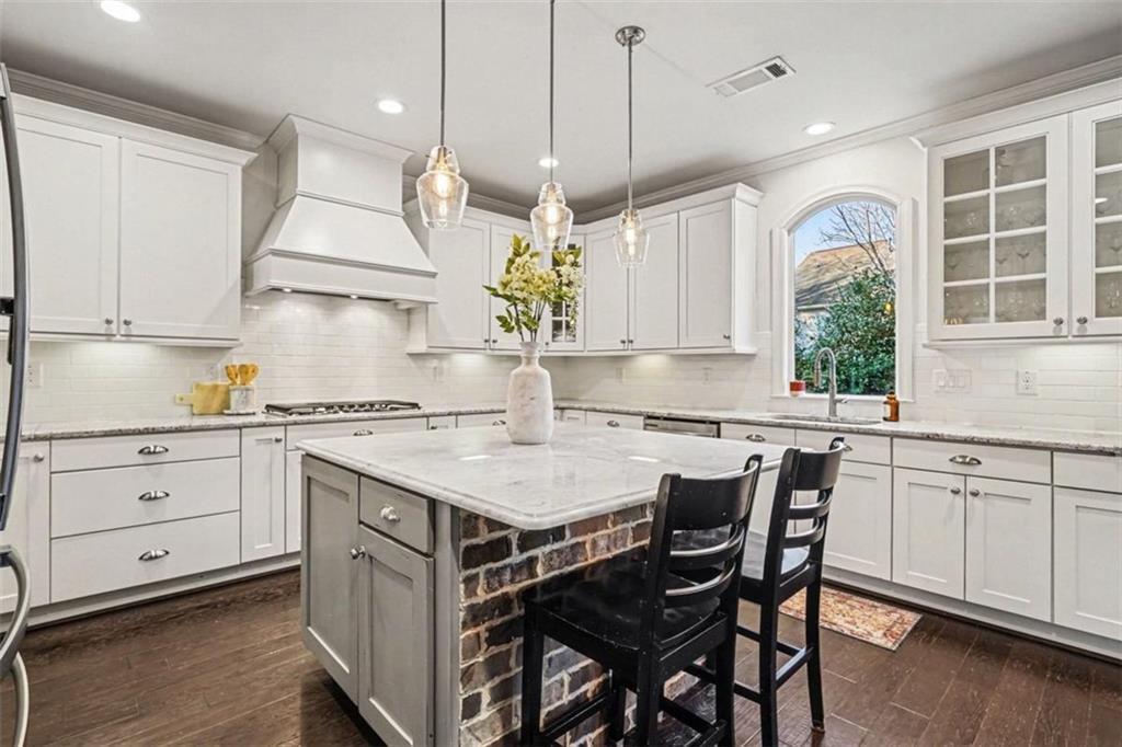 2153 Whitestone Court Southeast Smyrna, GA 30080 - Photo 6 of 38