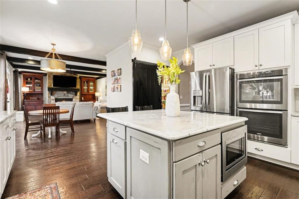 2153 Whitestone Court Southeast Smyrna, GA 30080 - Photo 7 of 38