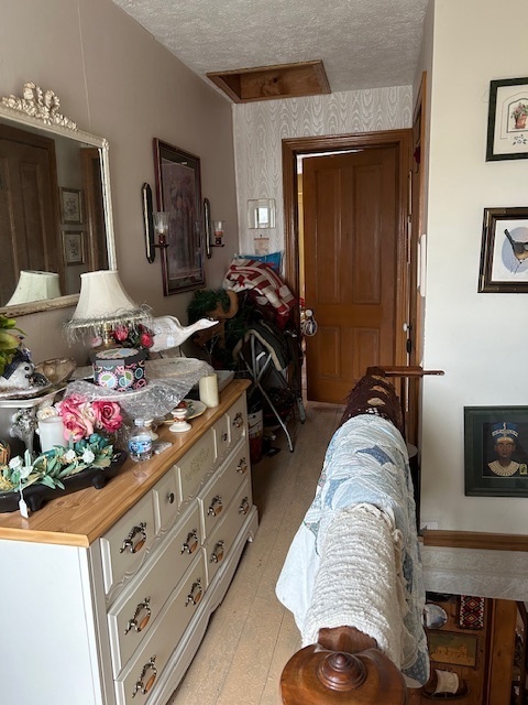 2665 East Sherrill Road Minooka, IL 60447 - Photo 20 of 23 a living room with furniture