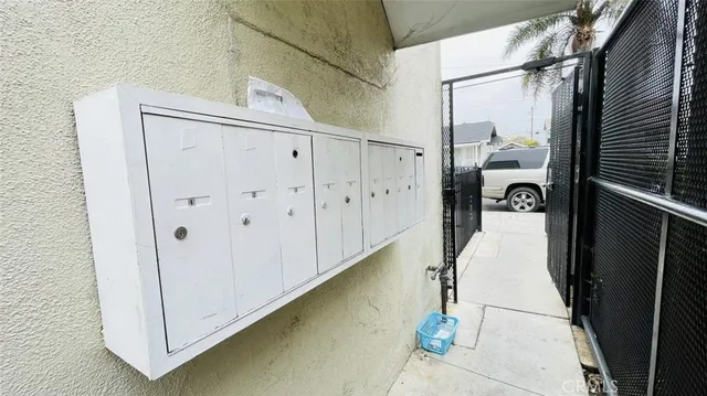 $2,500,000 | 1083 Gaviota Avenue, Long Beach, CA 90813