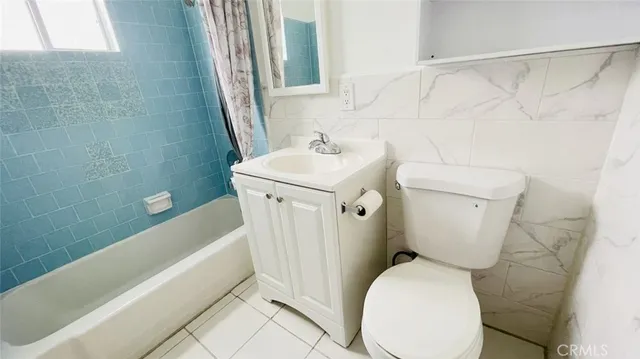 $2,500,000 | 1083 Gaviota Avenue, Long Beach, CA 90813