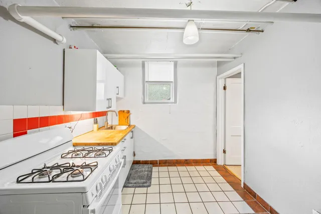 $105,000 | 3421 Hennepin Avenue, Unit 5, Minneapolis, MN 55408